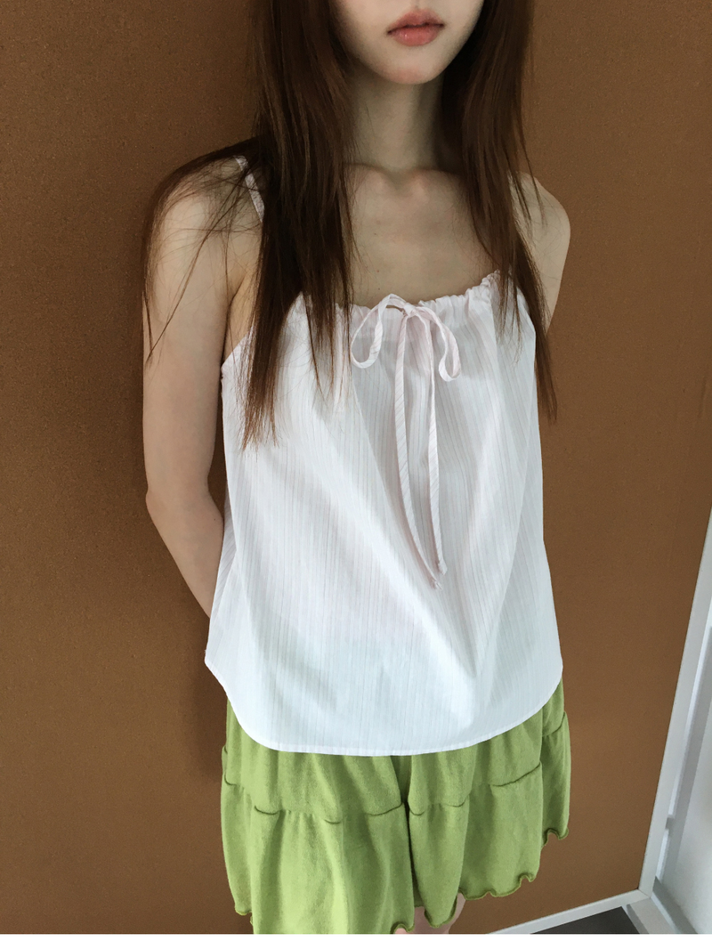 DUGGY(ダギー)の「Rev Shirred Sleeveless (2color)(Tops)」