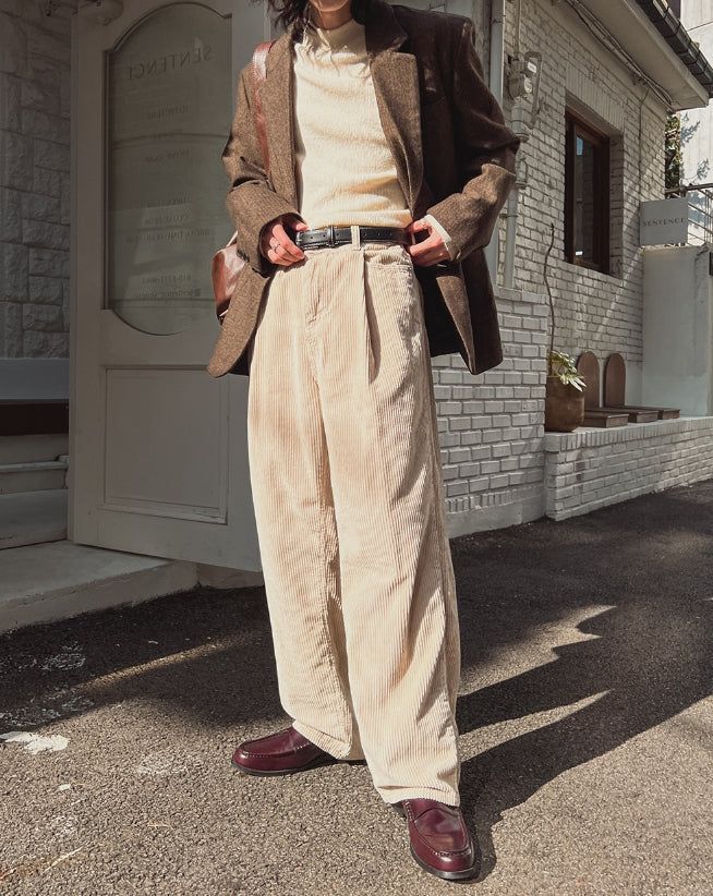 Eric One Tuck Corduroy Wide Pants