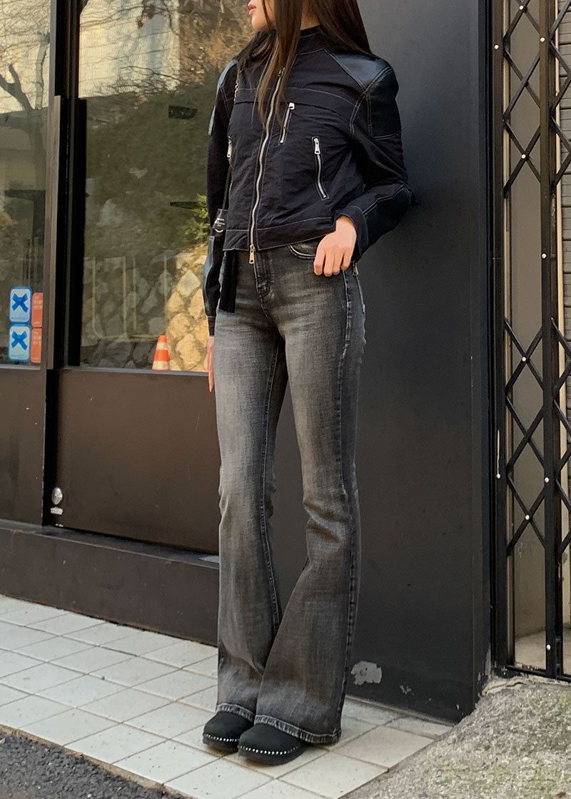 SMOKY GREY BOOTS CUT DENIM