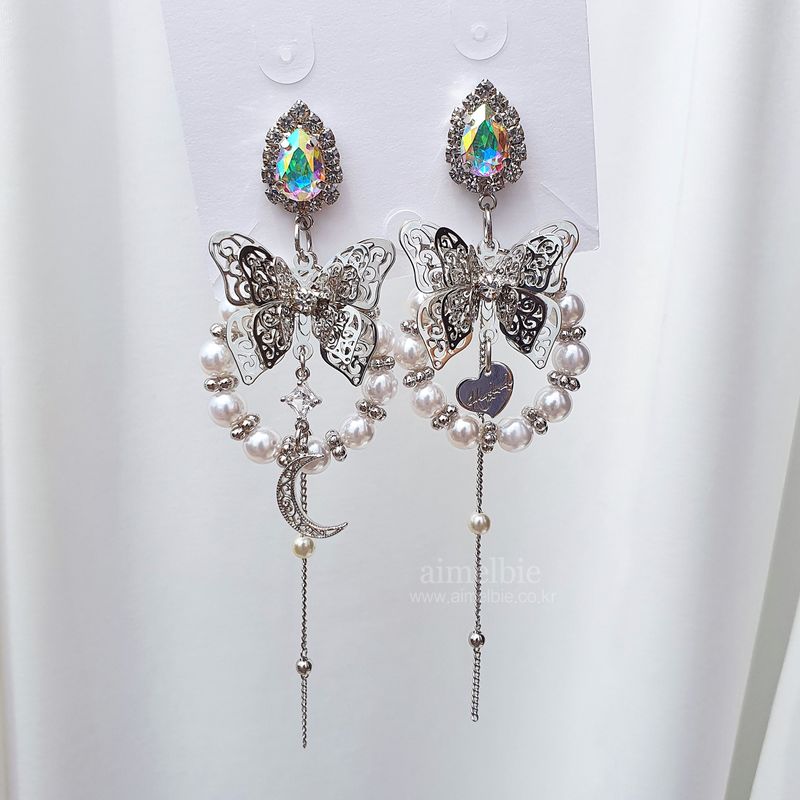 Queen Butterfly Earring