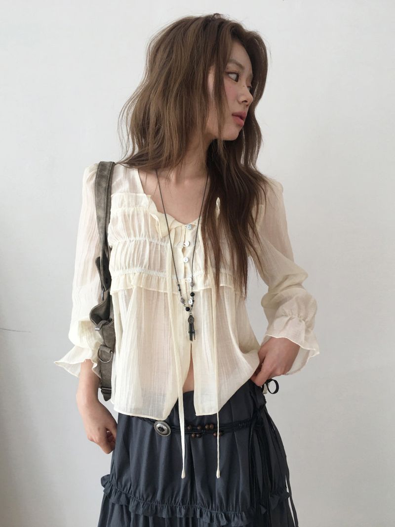 Isabelle shirring blouse