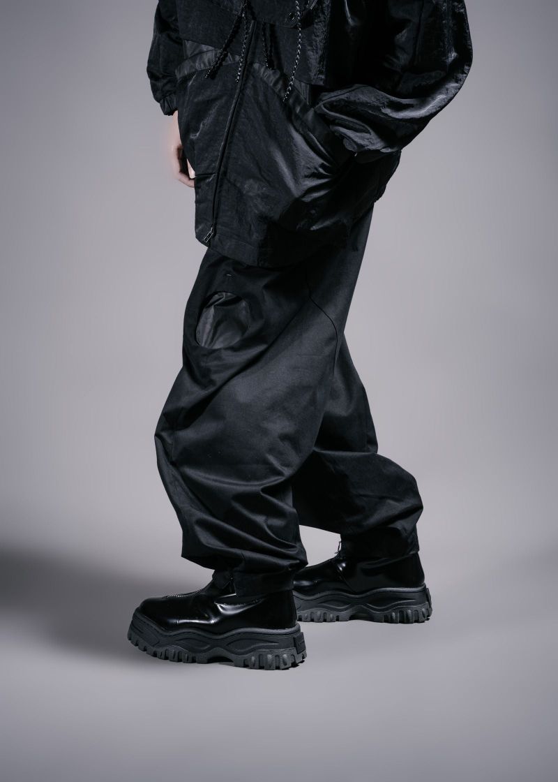 Four-eye carbon peached Pants