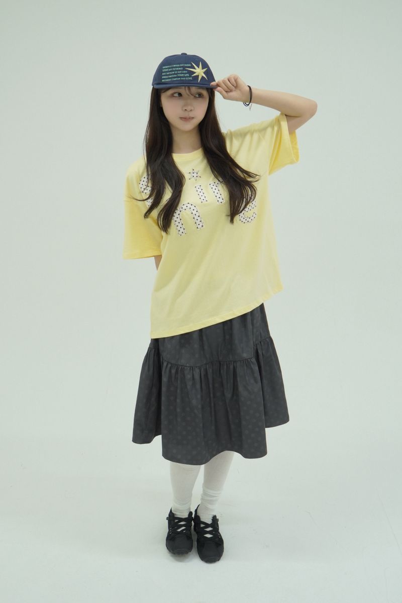 UPDRAFT（アップドラフト）の「オーバーサイズシャインアップリケTシャツ [バタークリーム]（トップス）」