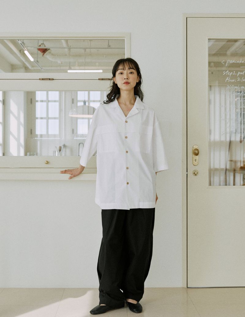 unisex folding shirts white