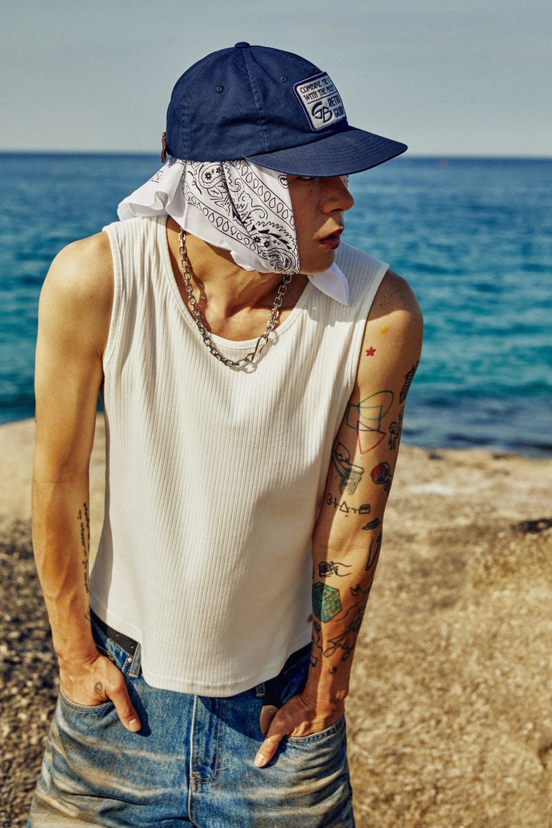 STEEL POINT SLEEVELESS - WHITE