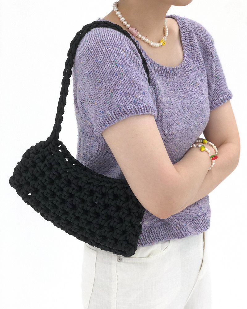 fruit net hobo bag (black)