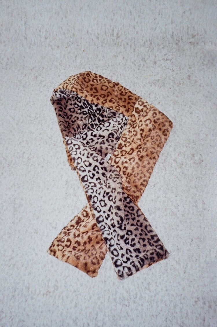 Leopard reversible hood muffler (brown)