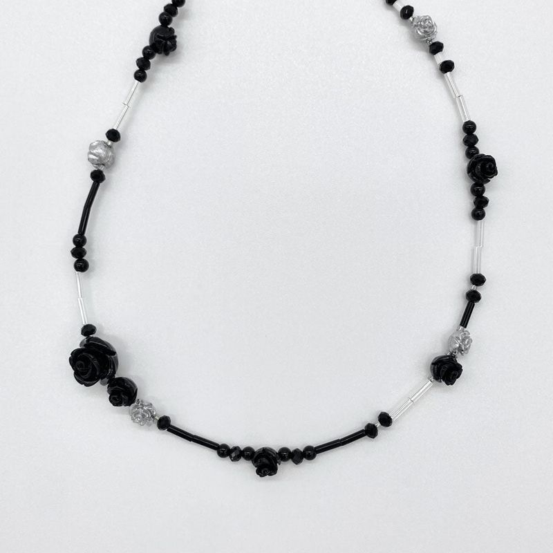 Mix color rose choker