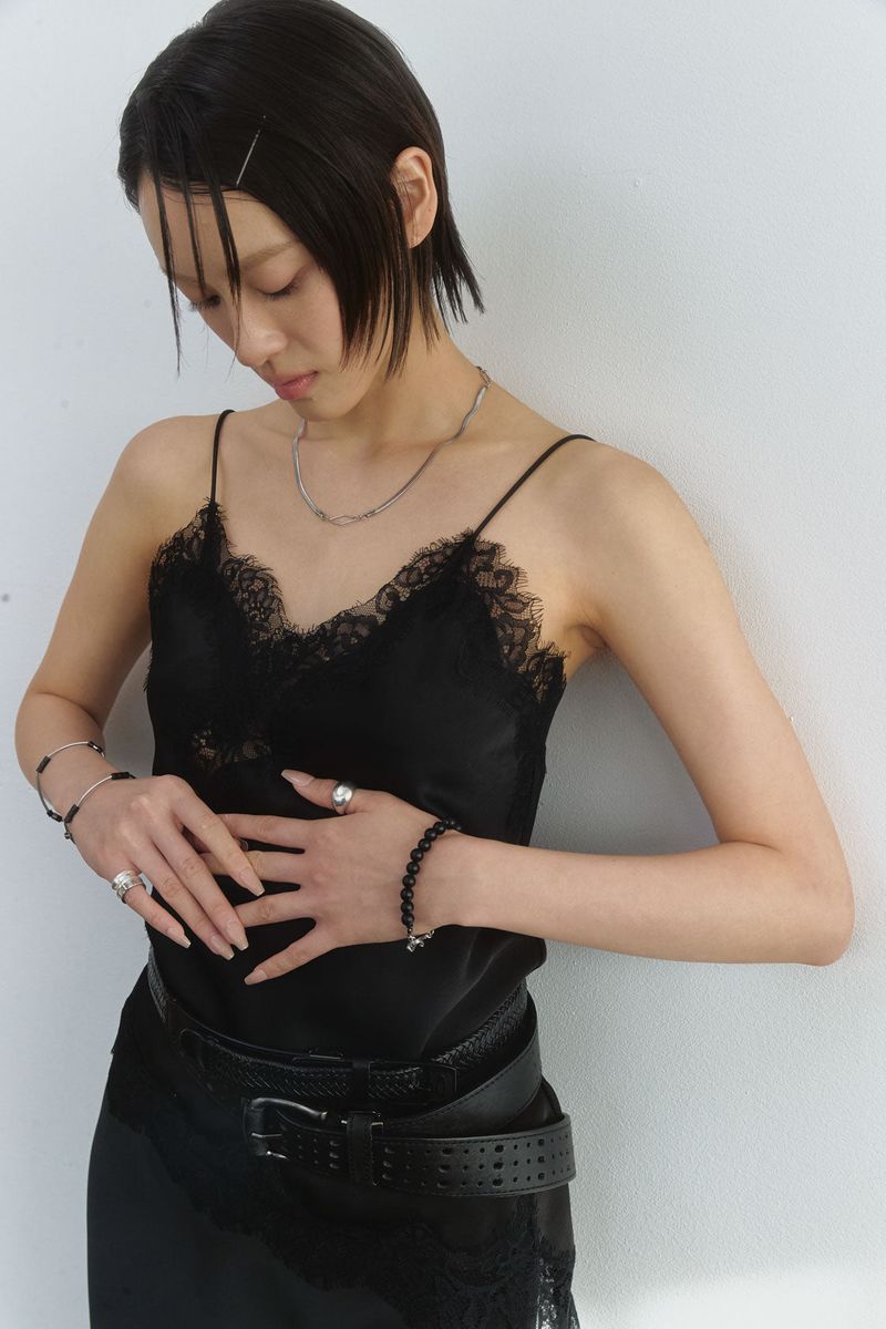 Onyx pipe bracelet – move