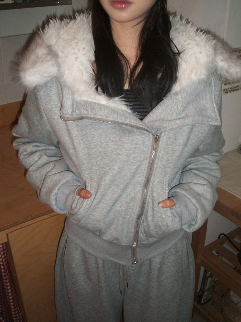 moroi(モロイ)の「Fur zip-up set(Jackets/Outerwear)」