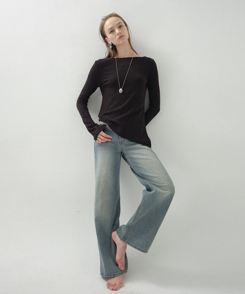 Loventina（ラヴェンティナ）の「Low Wide Embroidery Denim_Blue（Pants）」