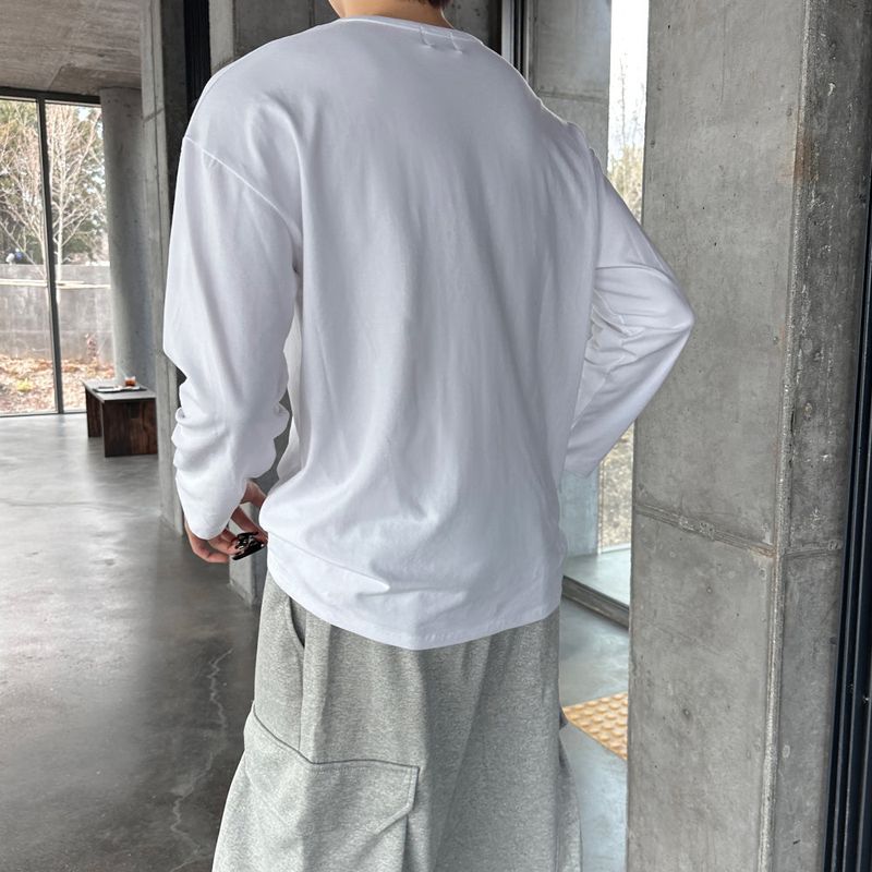 [Premium] LMN of U-neck Long-sleeved T-shirt (2 colors)