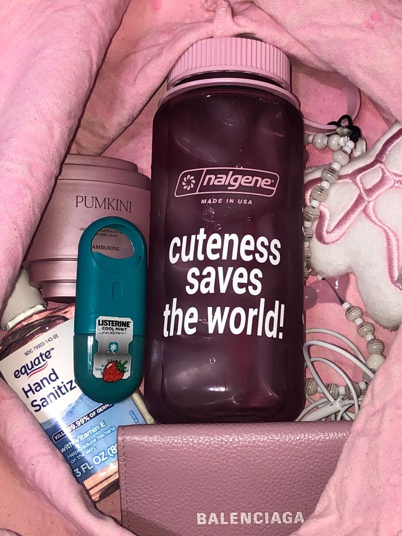 cuteness bottle (500ml)