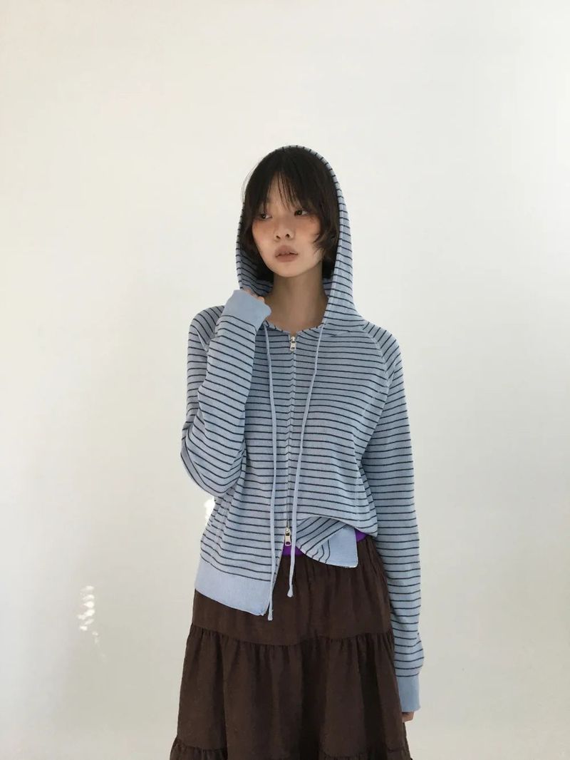 DUGGY（ダギー）の「ボビーストライプロングニットジップアップフーディー (7color)（トップス）」