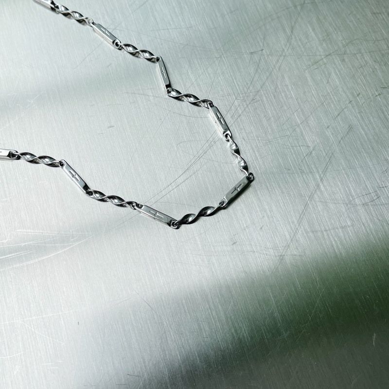 FADE MEET（フェードミート）の「Cross Star Necklace（Tops）」
