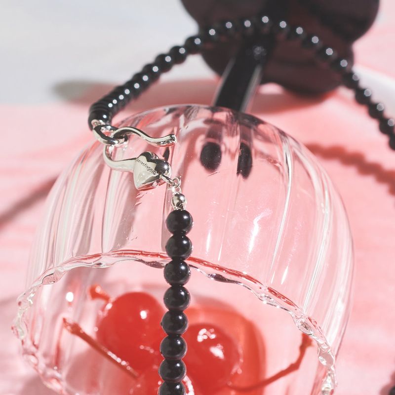 JET HEART NEKCLACE