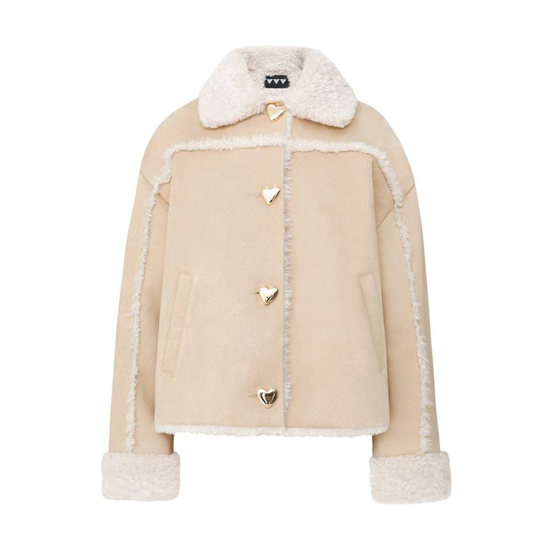 HEART BUTTON SHORT SHEARLING JACKET _ BEGIE