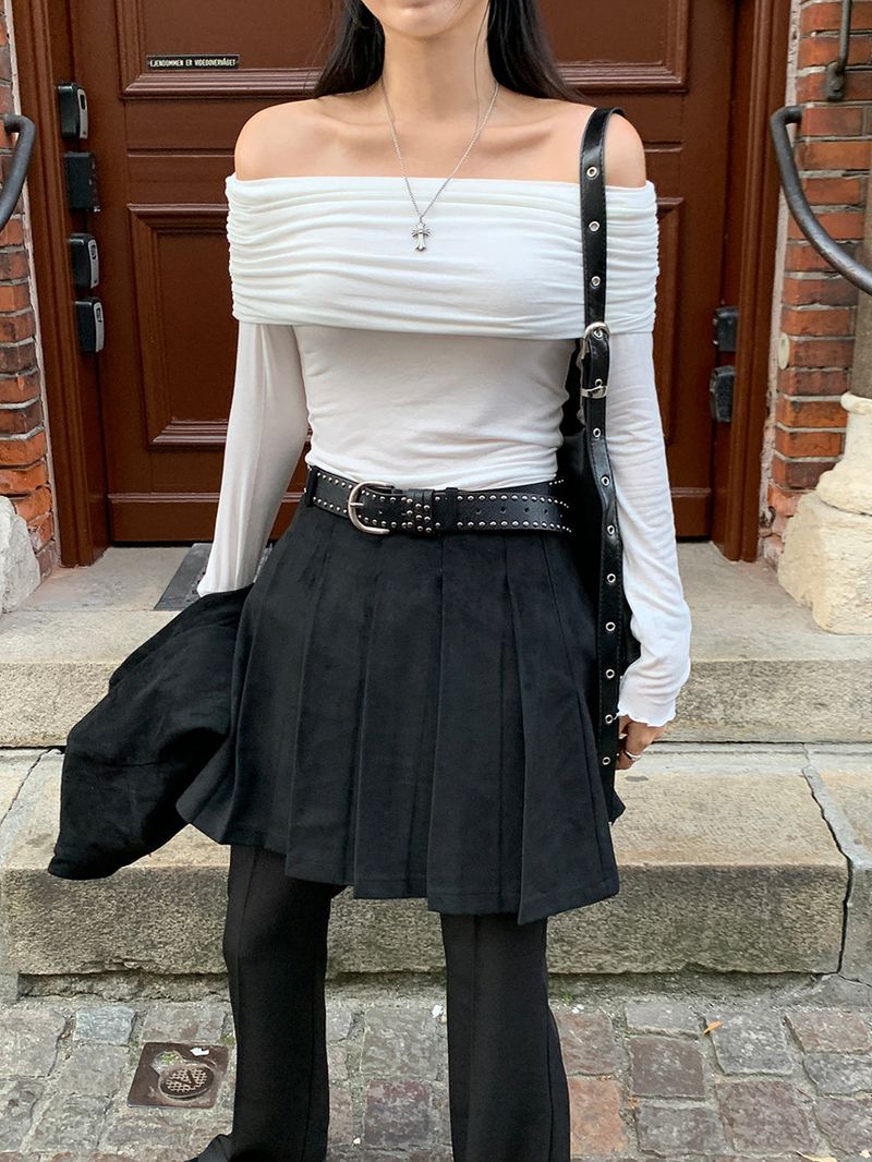 [MADE] Tinker off-shoulder shirring T-shirt