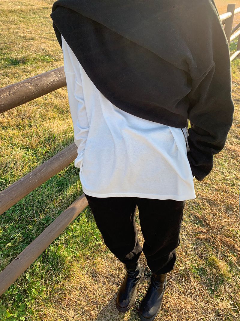 [MADE] Stern hip sweatshirt