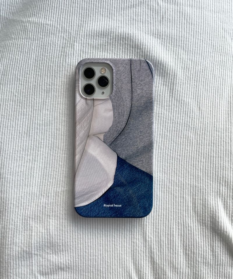 Atypical house（エイティピカル ハウス）の「[グロッシーハード] OOTD-01（Smartphone Accessories）」