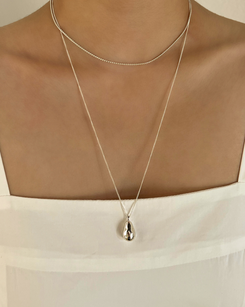 Sweet pear necklace (silver)