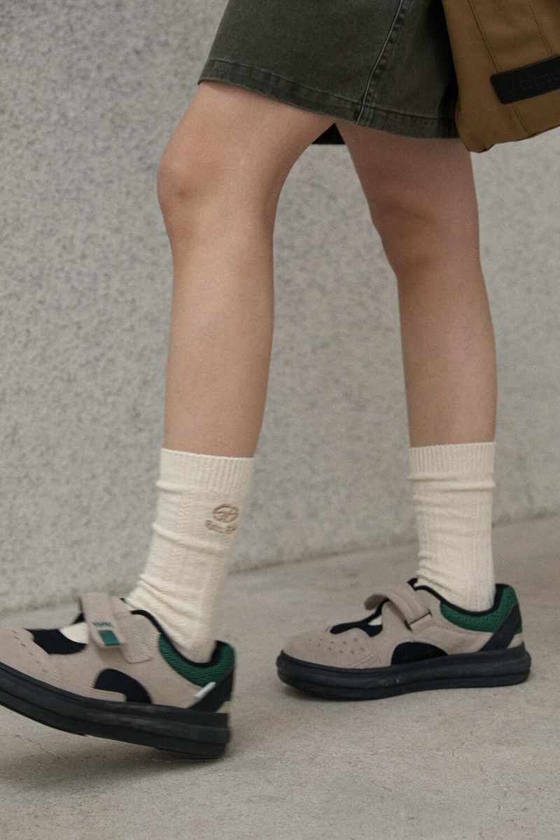 Logo Point Knit Socks