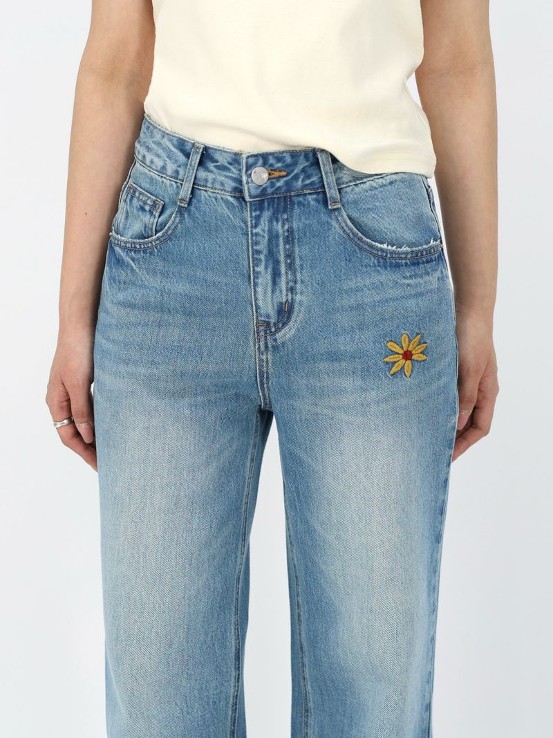 FLOWER EMBROIDERED STRAIGHT DENIM code 26215