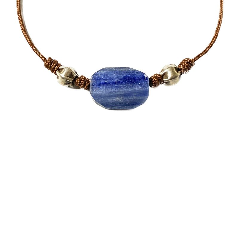 bworn gemstone bracelet 