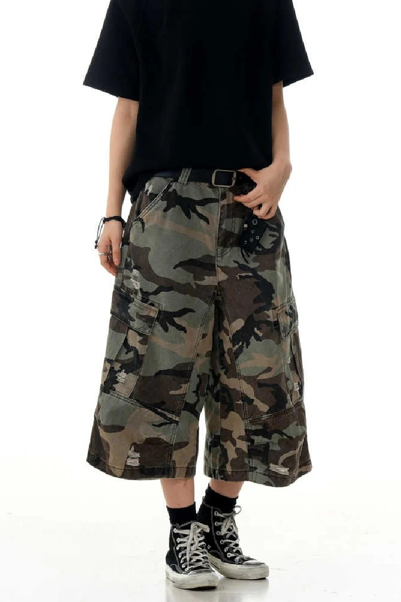 Camo Multi Pocket Jorts