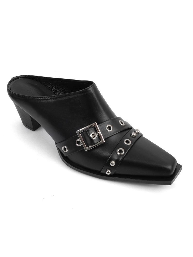 Bold strap mule