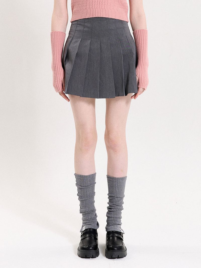 PINK PINEAPPLE（ピンクパイナップル）の「PLEATS SKIRT（Skirts）」