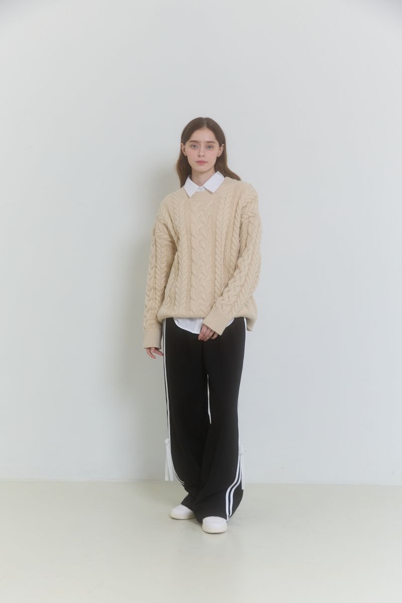 SNOW SWEETY SWEATER