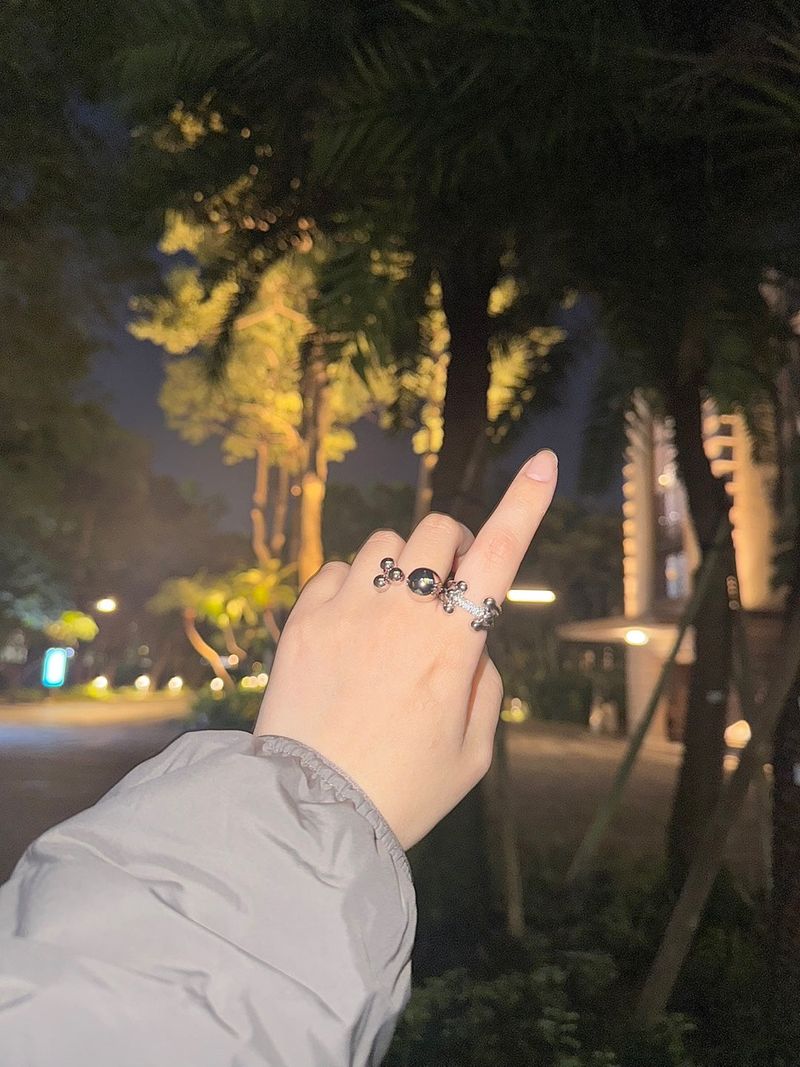 Drop piercing ring