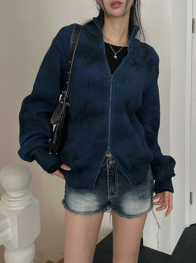 Cosy Spray Two-Way Knit Zip-Up