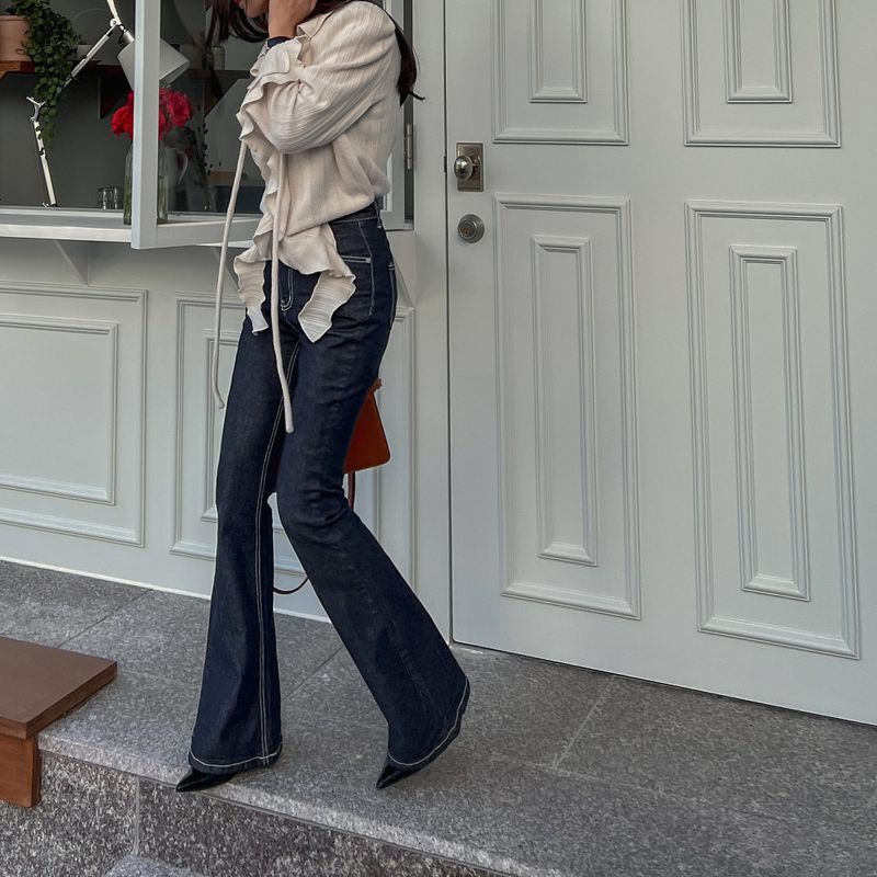 NON-FADE DENIM BOOTCUT PANTS