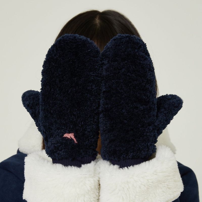 Dolphin fleece gloves