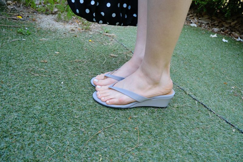 wedge flip flop shoes