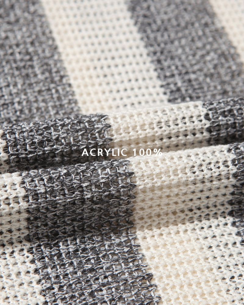 Lure shoulder snap stripe knit