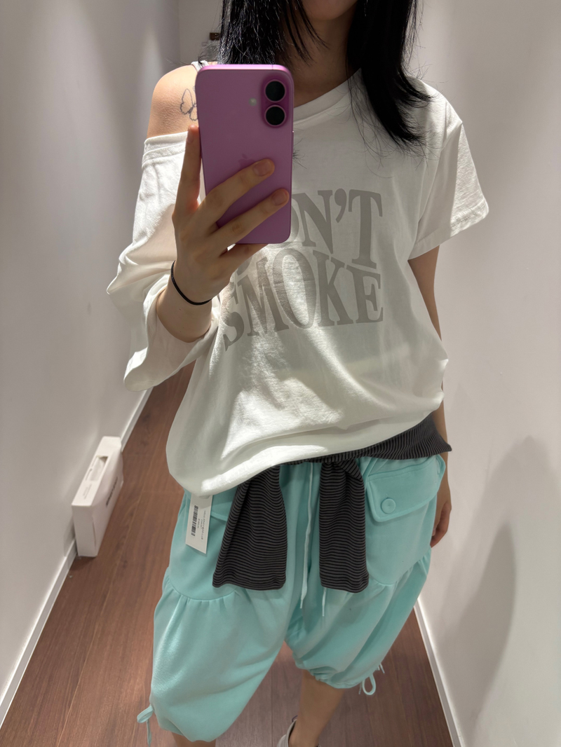 Monog off-shoulder T-shirt (2color)