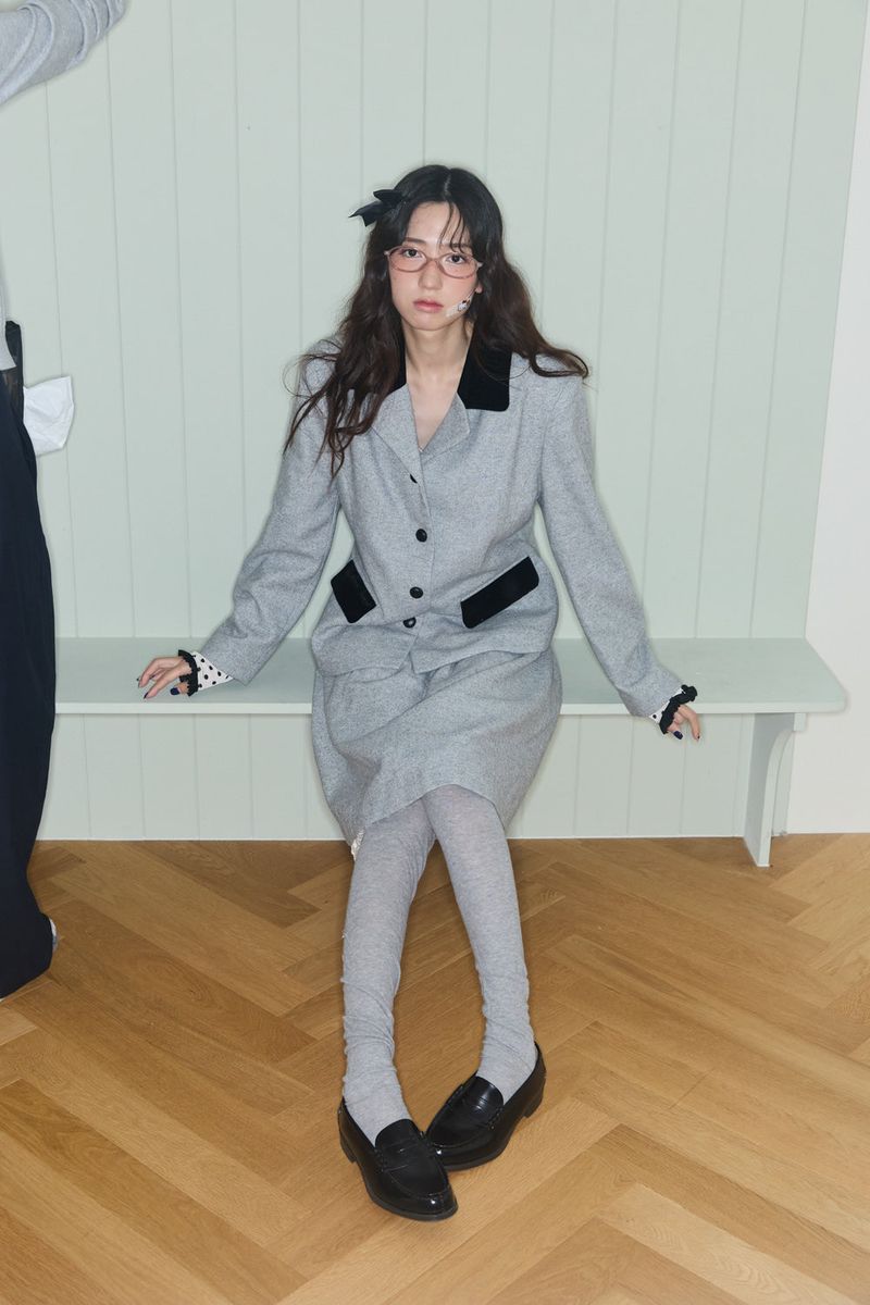 SHAKIRI(シャキリ)の「VELVET DOT COLLAR WOOL JACKET (GREY)(Jackets/Outerwear)」