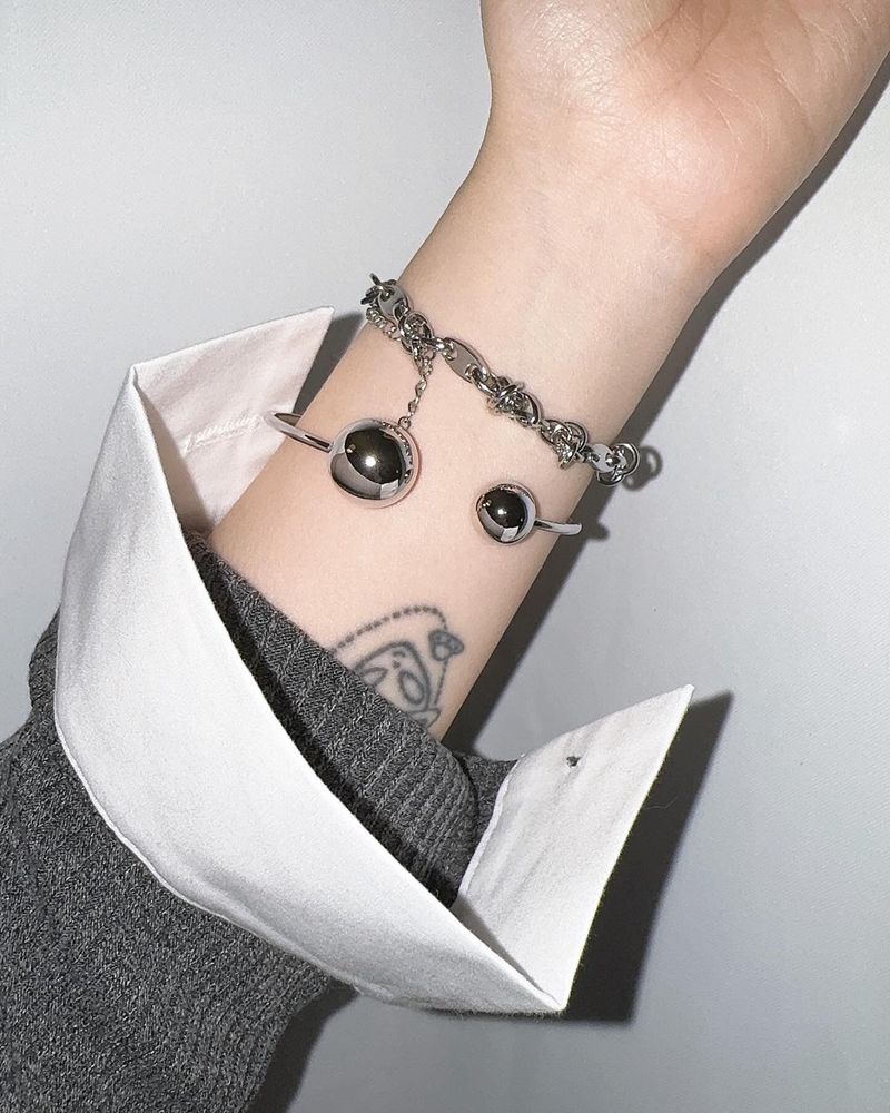 [Meovv Narin/YENA] Silver bell ball bracelet