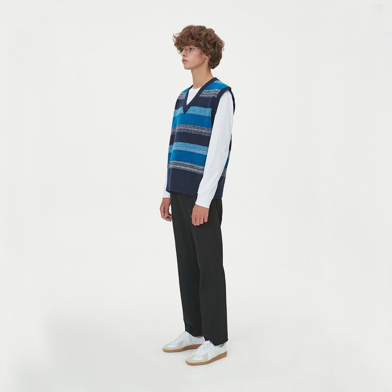 BLONDNINE(ブロンドナイン)の「CASHLIKE BLENDED KNIT VEST_BLUE(Tops)」