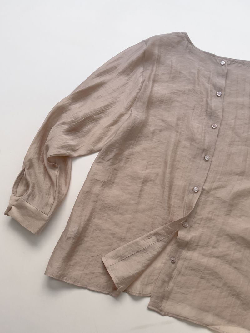 Tencel Two-Way Round Neck Blouse
