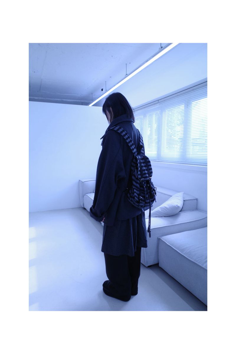 Wool balmacaan half coat