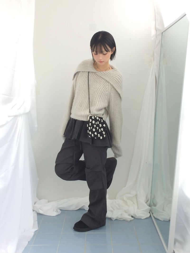 Shoulder collar loose knitwear