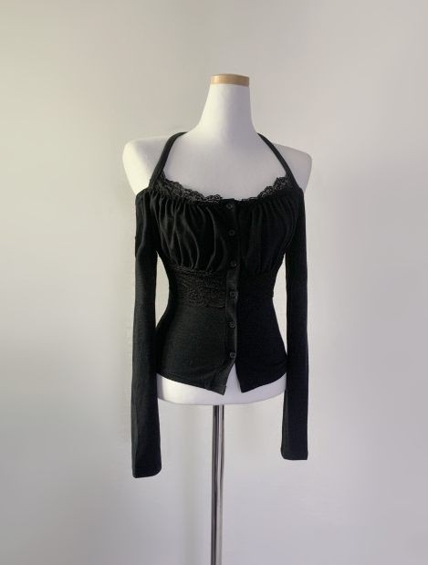 Brissen lace off-shoulder top (black)