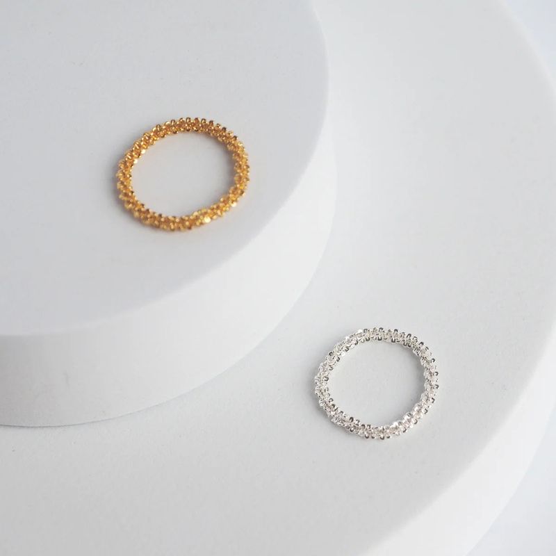éclater（エクラテ）の「Gypsophila Ring（Accessories）」