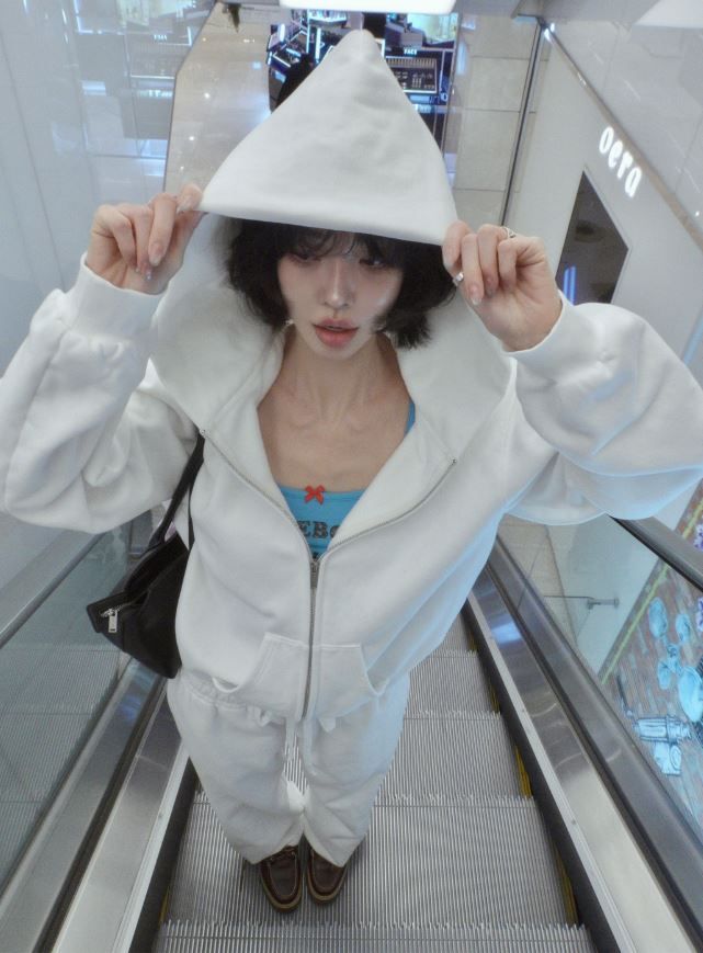 PALEJADE（ペールジェイド）の「Fluffy Essential Hooded Zip-Up（）」