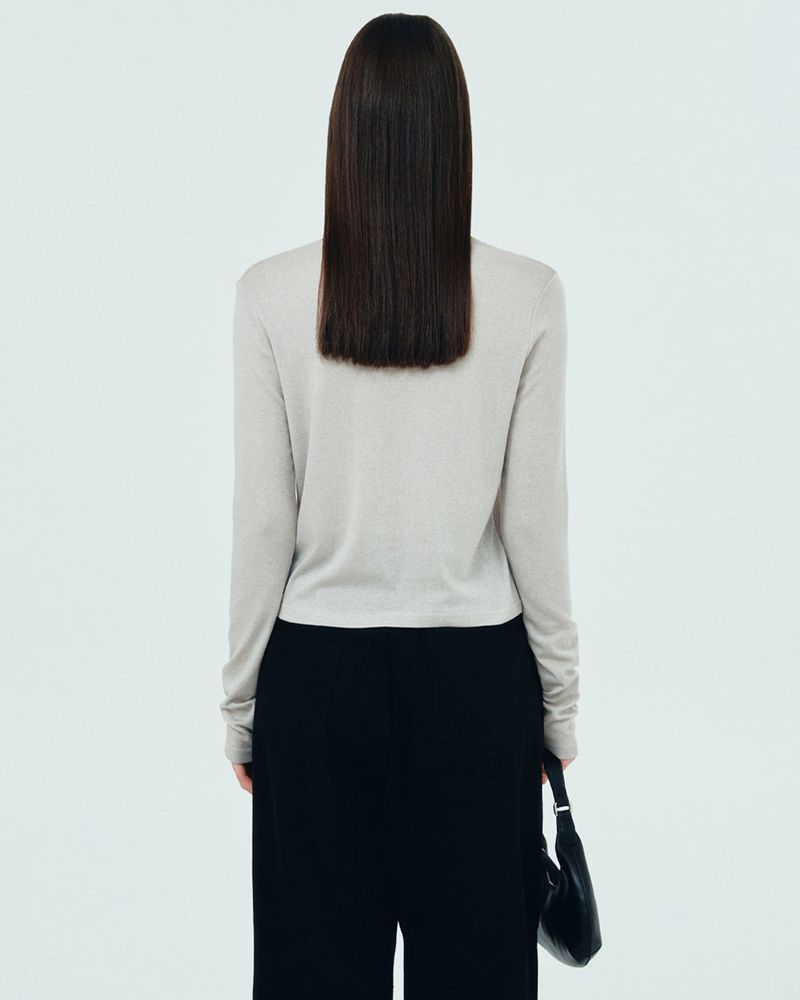 NCOVER ROMAN TYPO LONG SLEEVE-BEIGE