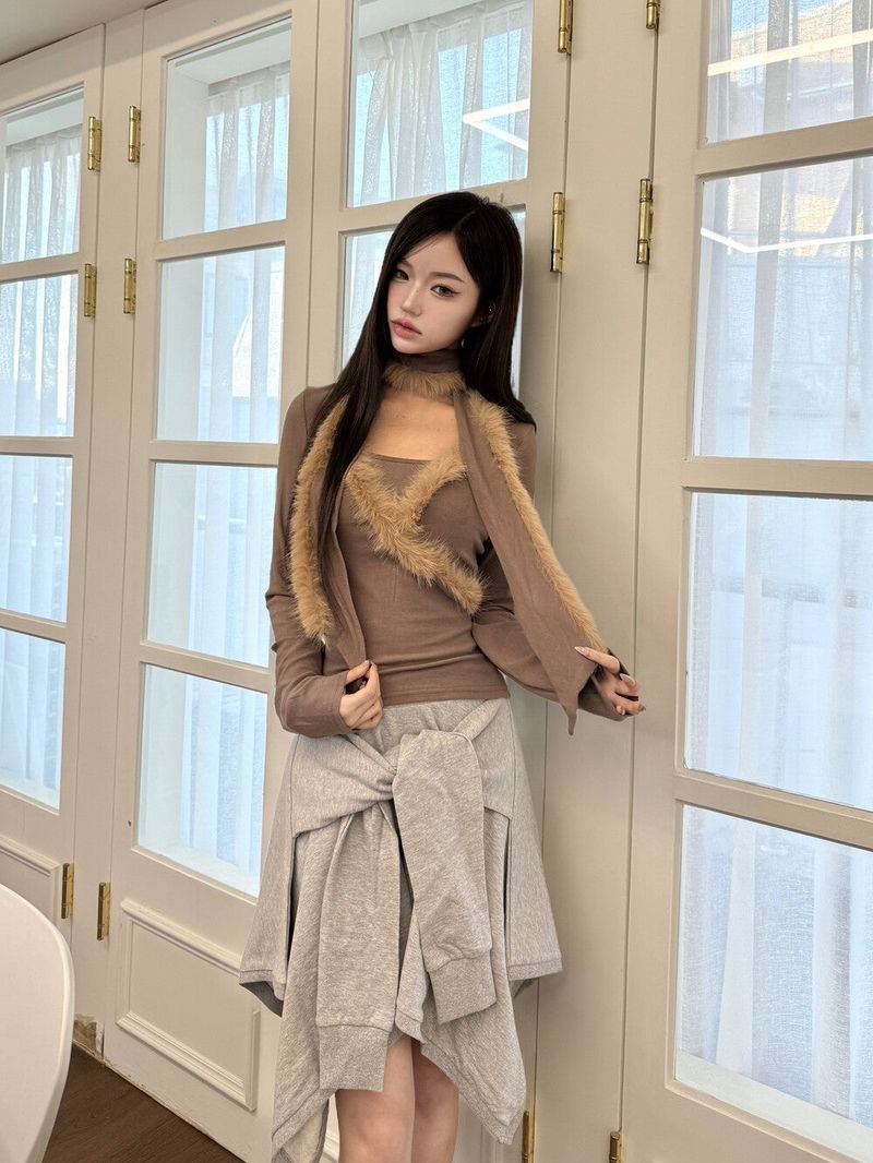 Seow（ソウ）の「1530. Fur trimming scarf top set (3color)（Tops）」